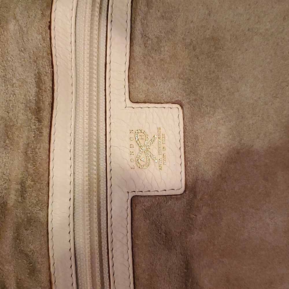 Anya Hindmarch cream leather hobo bag - Picture 8 of 11